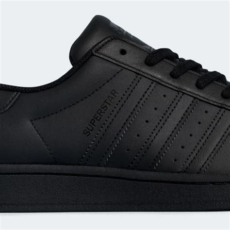 adidas shoes originals black.